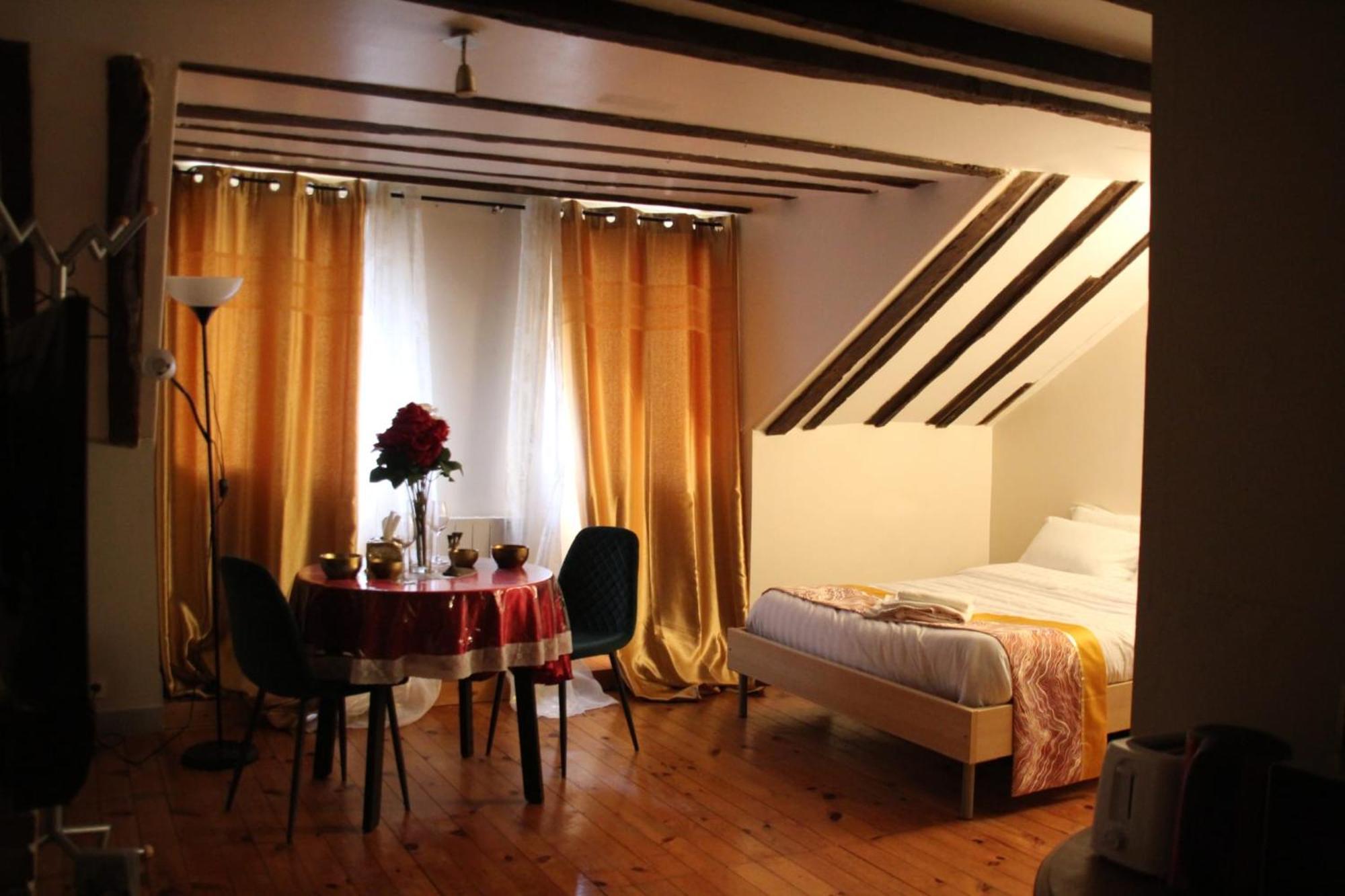 Apartment Dames De Montmartre *